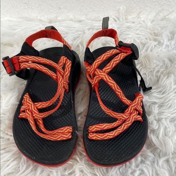Chaco Other - CHACO J180220 Kids ZX1 Rainbow Ecotread Orange Black Strappy Sandals Unisex Sz 2